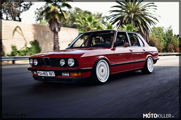 BMW E28  – czerwona piękność ;) 