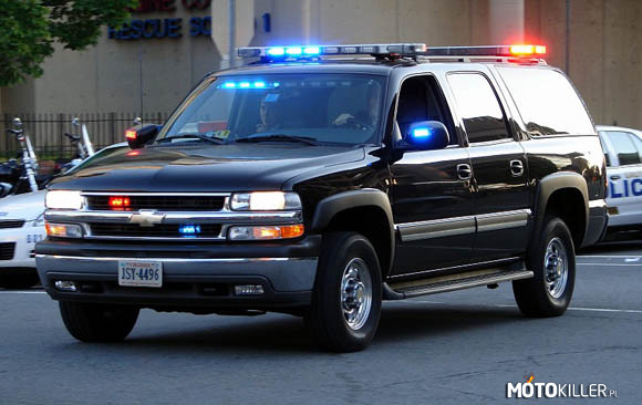 Chevrolet Suburban / GMC Yukon XL – z Secret Service w USA. Jeśli ktoś by chciał poczytać o nim, to polecam o GMC Yukon Denali - ciekawszy silnik ma 