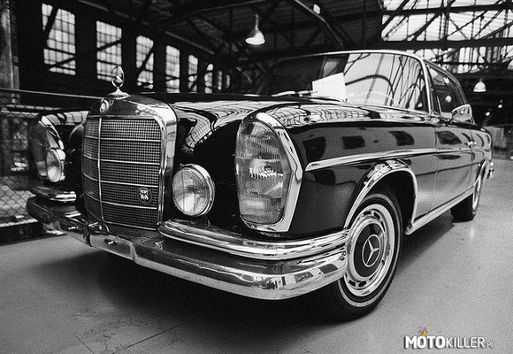 Mercedes - Klasyczne Wozy – Mercedes W108

Ogólnie, co myślicie o Mercedesach?
Dla mnie luksusowy wóz i wcale nie taki drogi. 