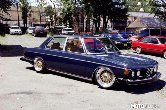 BMW E23 –  