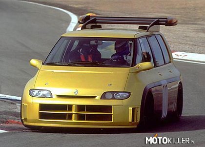 Renault Espace F1 – W 1995 roku powstał wyjątkowy egzemplarz Renault Espace, który technologicznie bliski był... bolidowi Formuły 1. Renault Espace F1 został stworzony dla uczczenia 10. rocznicy powstania pierwszego rodzinnego Espace i jednocześnie 10-lecia Renault w Formule 1. To idealna okazja, by połączyć te dwa całkiem odmienne światy w jeden model, który przeczy logice. Źródłem napędu Espace F1 był silnik pochodzący z bolidu Williams-Renault FW15C z roku 1993. Mowa o 2,5-litrowej, 40-zaworowej jednostce V10, której moc 700 KM podniesiono na potrzeby projektu do potężnych 800 KM. Podobnie jak w bolidzie F1, tak i tu, motor zamontowany został centralnie, a siły napędowe przekazywane były, jak na wyścigowy pojazd przystało, na tylną oś, za pośrednictwem 6-stopniowej półautomatycznej skrzyni biegów. Nietrudno się domyślić, że osiągi tego supersportowego rodzinnego vana były wręcz kosmiczne. Pierwszym kierowcą, który zasiadł za jego sterami był Eric Bernard, kierowca F1. Wyniki, jakie udało mu się uzyskać, są imponujące. Przyspieszenie od 0 do 100 km/h trwało zaledwie 2,8 sekundy, a 200 km/h od startu pojawiało się na liczniku już po 6,9 sekundy! Maksymalna prędkość sięgała natomiast 312 km/h. Podobnie imponujące było hamowanie. Potężne węglowo-ceramiczne tarcze pozwalały na rozpędzenie się od 0 do 270 km/h i następnie całkowite zatrzymanie na dystansie zaledwie 600 metrów. Osiągi bolidu Formuły 1 w rodzinnym vanie? Jak widać na przykładzie Espace F1 jest to możliwe. Szkoda, że model pozostał jedynie pokazowym prototypem, a jego następcy nie widać. W dobie szału na ekologiczne rozwiązania i ograniczania emisji spalin raczej drugiego takiego projektu już nie zobaczymy. 