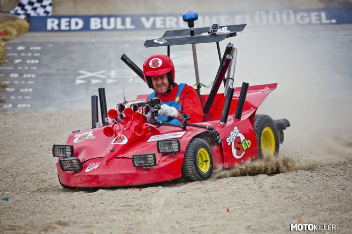 Nowy bolid Sebastiana Vettela :) –  