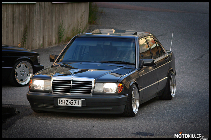 Mercedes W201 – Piekność 