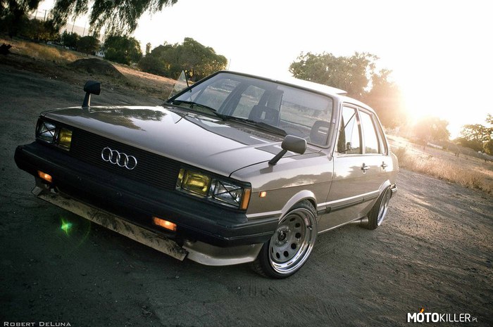 Audi 4000 –  