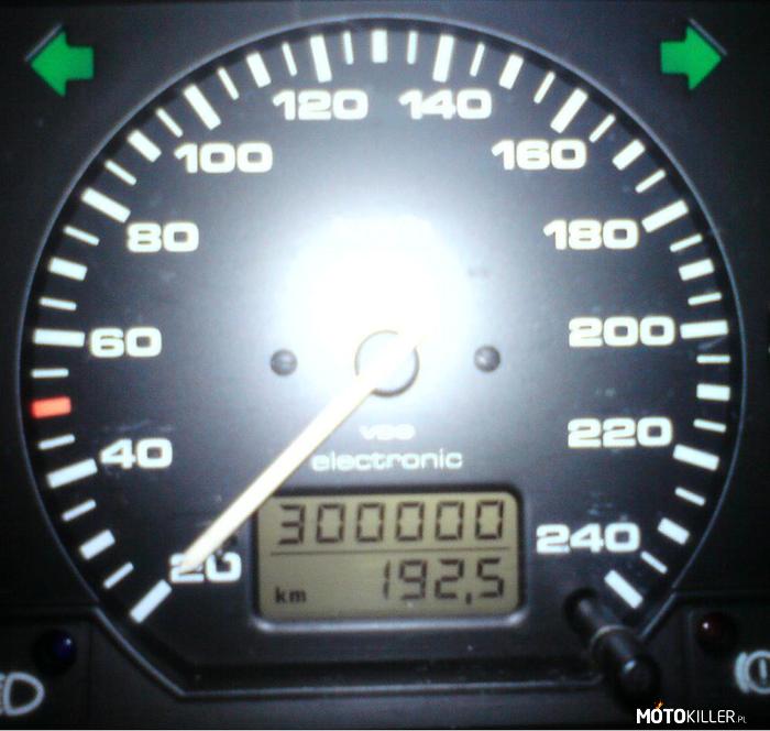 Mały jubileusz ;] – VW Passat B3 GT silnik: E2 115km rok: 1991 