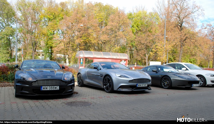 Brytyjskie trio – Aston Martin DBS, Aston Martin Vanquish 2013, Lotus Evora pod Warszawskiem salonem Astona Martina.

fot. https://www.facebook.com/CarSpottingPolska 