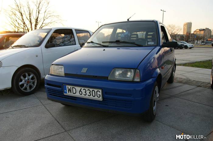 Mój Fiat CC 0.9 B/G – Zdjęcie ze spotu Cento-Mazowsza. Pierwszy samochodzik, więc ma być ekonomiczny. Tanie części, tania jazda 