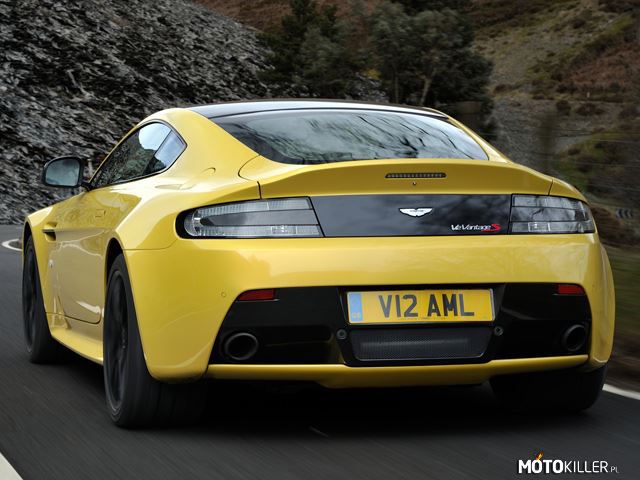 Aston Martin Vantage – Najmniejsza dostępna karoseria Astona Martina w połączeniu z silnikiem V12 