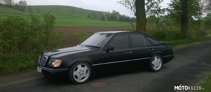 Mercedes W124 – czarny bandyta! 