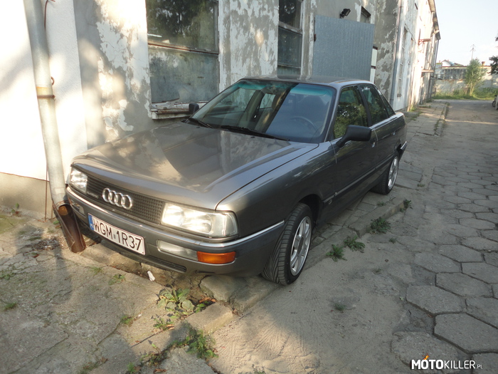 Piękne Audi 90... – ...z Żyrardowa. 