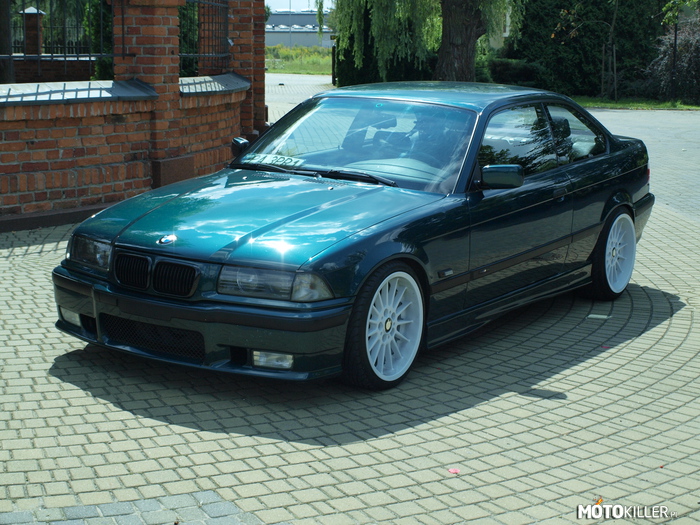 BMW E36 – BMW E36 328i
świeżo po SPA lakieru.
ProCar Detailing Studio. 