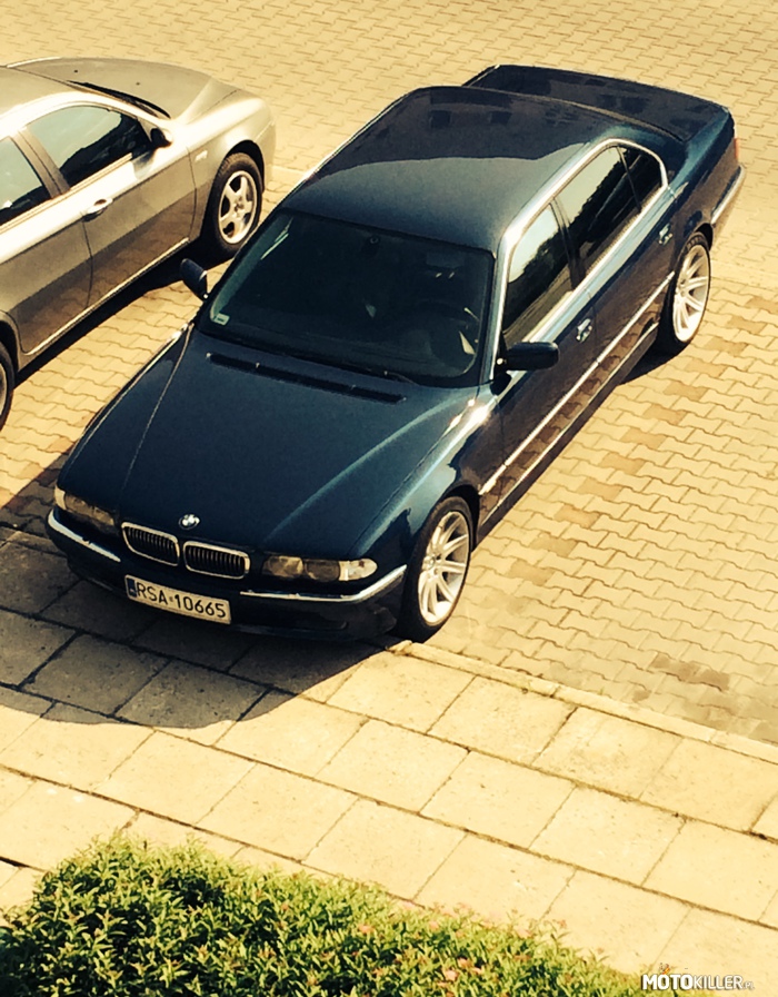 BMW E38 iL –  