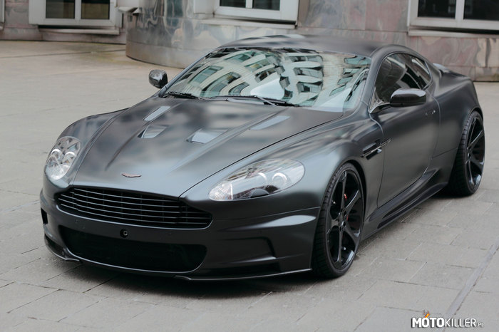 Anglik – Aston Martin DBS. 
