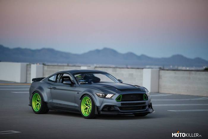 Ford Mustang RTR 2015 – Nowa zabawka Kena Blocka 
robi wrażenie. 