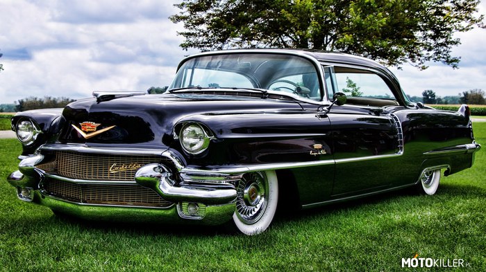 Cadillac Sixty-Two Coupe de Ville –  