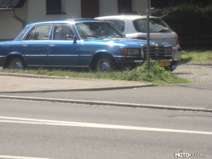 Niebieski Mercedesik – Spotkany w Zakopanem na wakacjach. 