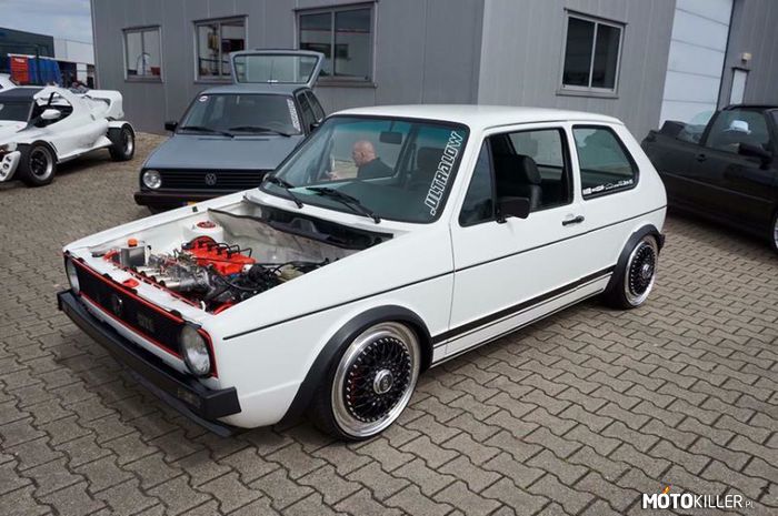 Volkswagen Golf MK1 –  