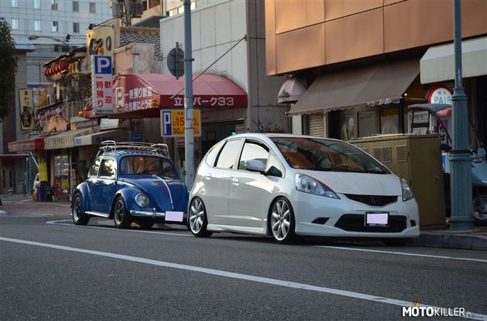 VW Beetle i Honda Fit RS –  