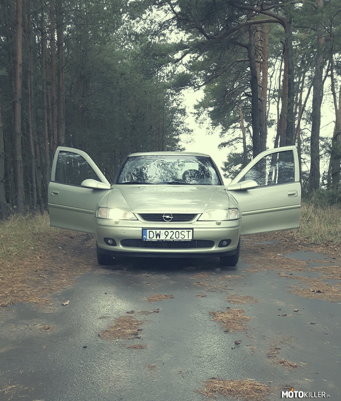 Opel Vectra – Opel Vectra B 1996 rok (przed lift robiony na po lifta) 1.6+LPG 101KM. Moje pierwsze auto. 