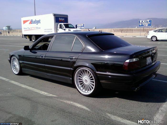 BMW 7er E38 –  
