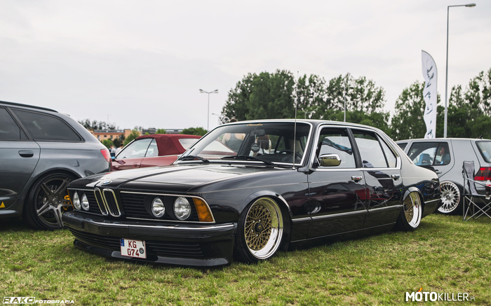 BMW E23 –  