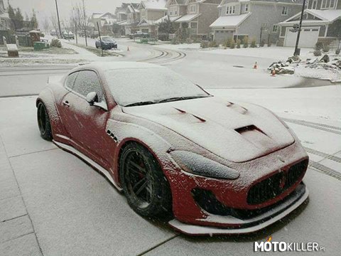 Śnieżne Maserati –  