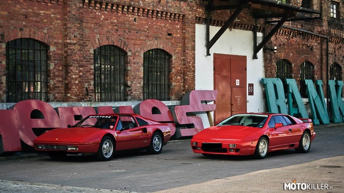 Taka sytuacja – Ferrari 328 GTS i Lotus Esprit 