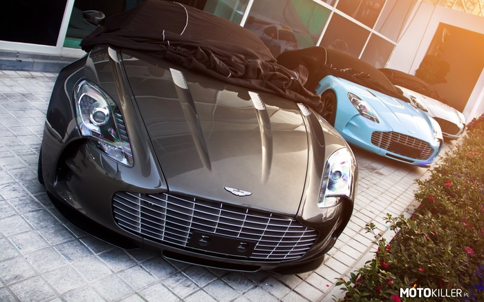 Aston Martin One-77 –  