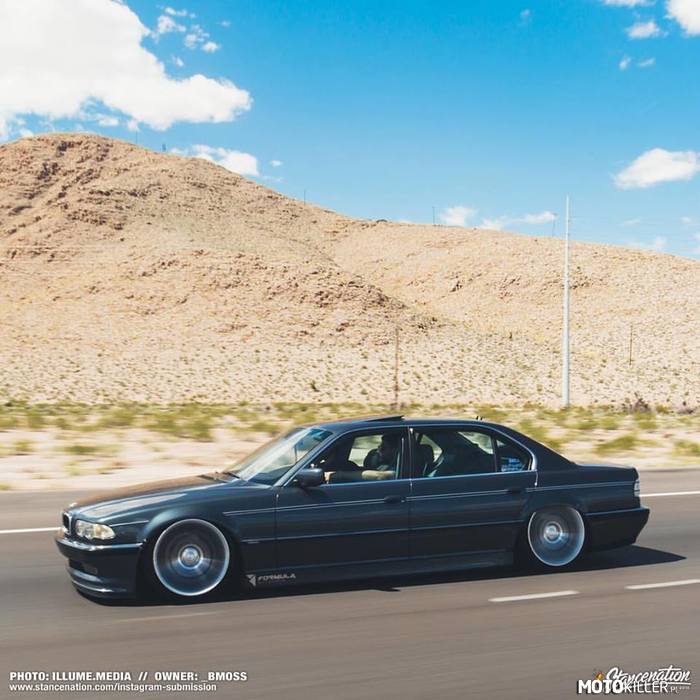 BMW E38 –  