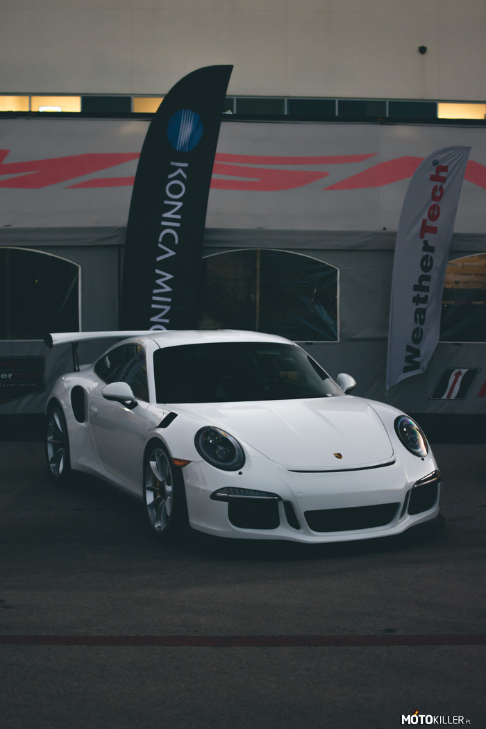 Porsche GT3-RS –  