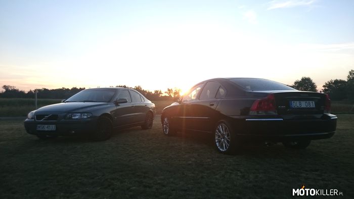S60 x 2 – 2,5T 210hp AWD z 2005 roku po prawej.
2,0T 180hp z 2002 roku po lewej. 
