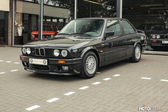 BMW 320iS –  