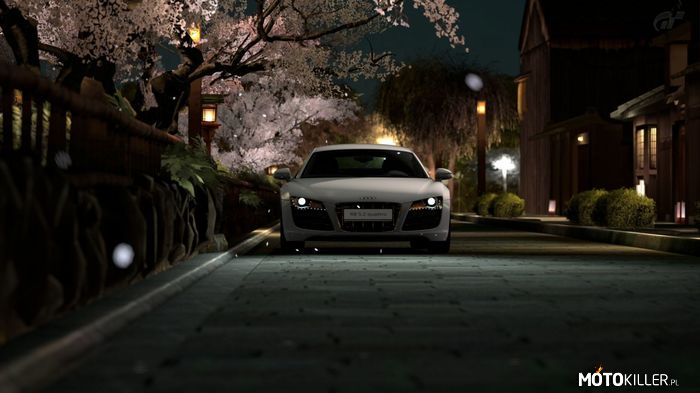 Audi R8 –  