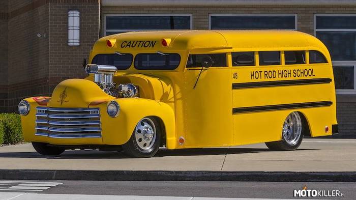 Chevrolet Custom Bus –  