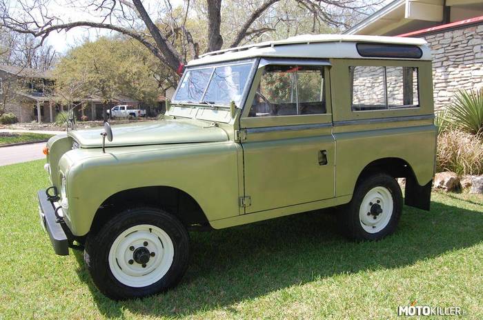 Land Rover Series 3 –  