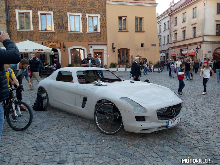 Foton Devaneio- Auto bez silnika – Replika Mercedesa SLS AMG napędzana na pedały 