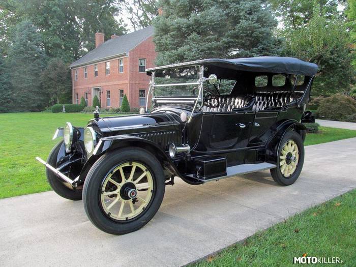 Packard Twin Six –  