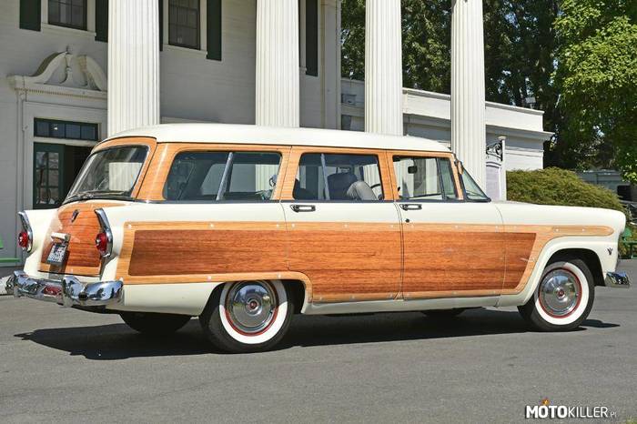 Ford Country Squire Wagon –  