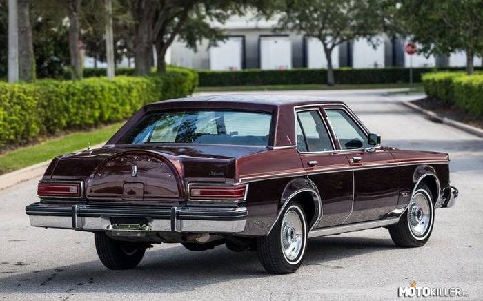 Lincoln Versailles –  