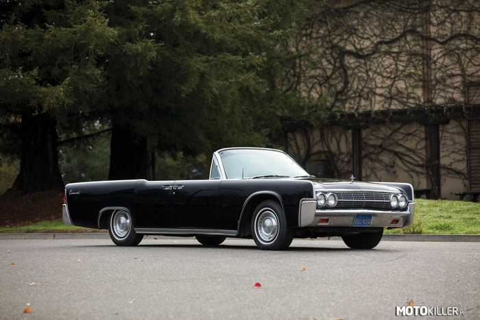1963 Lincoln Continental –  
