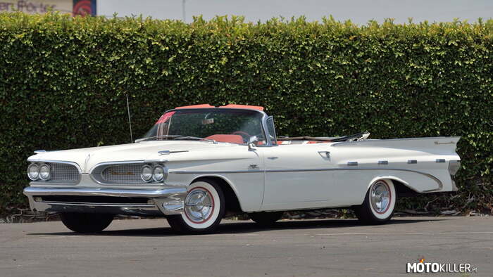 1959 Pontiac Bonneville –  