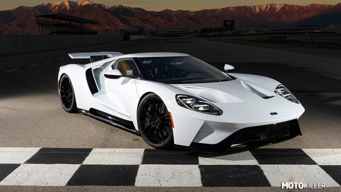 2017 Ford GT –  
