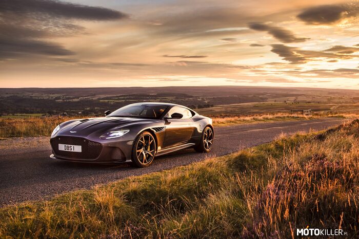 Aston Martin DBS Superleggera –  