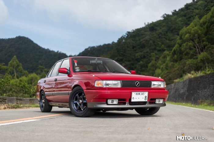 Nissan Sentra B13 –  