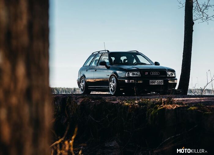 Audi RS2 Avant –  