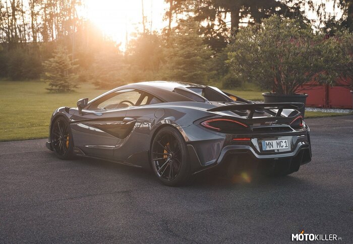 McLaren 600LT –  