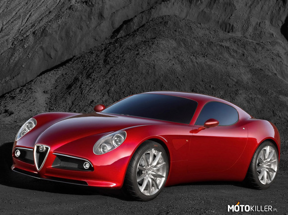 Włoskie samochody-Alfa Romeo 8C – Samochód zaprezentowany w 2006 roku ,produkowany od 2007. Posiada V8 o mocy 450 KM. Prędkość maksymalna to 293 km/h gdyż nie może być szybsze od Ferrari (Pagani i Lamborghini mają tą zasade gdzieś). Istnieje też Spider ,który nie pochodzi z limitowanej edycji (500 egzemplarzy) jak coupe (Competizione). 