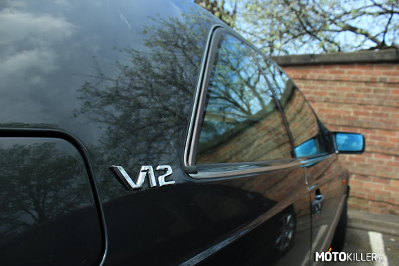 V12 na Mercedesie CL600 – Znaczek który wzbudza emocje wśród pasjonatów samochodów 