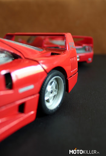 Model jak prawdziwy cz. 10 – Ferrari F40 i F50 w skali 1:18
Modele też mogą wyglądać jak prawdziwe samochody :) 