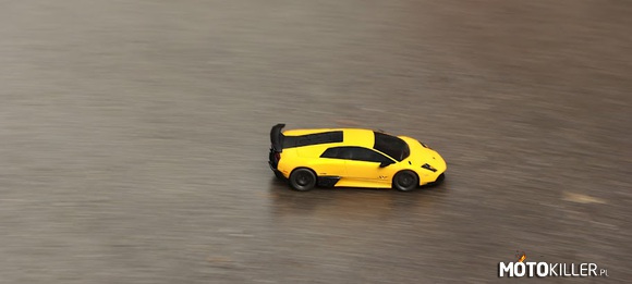 Lamborghini Murcielago LP670-4 SV – Model zdalnie sterowany w skali 1:24 